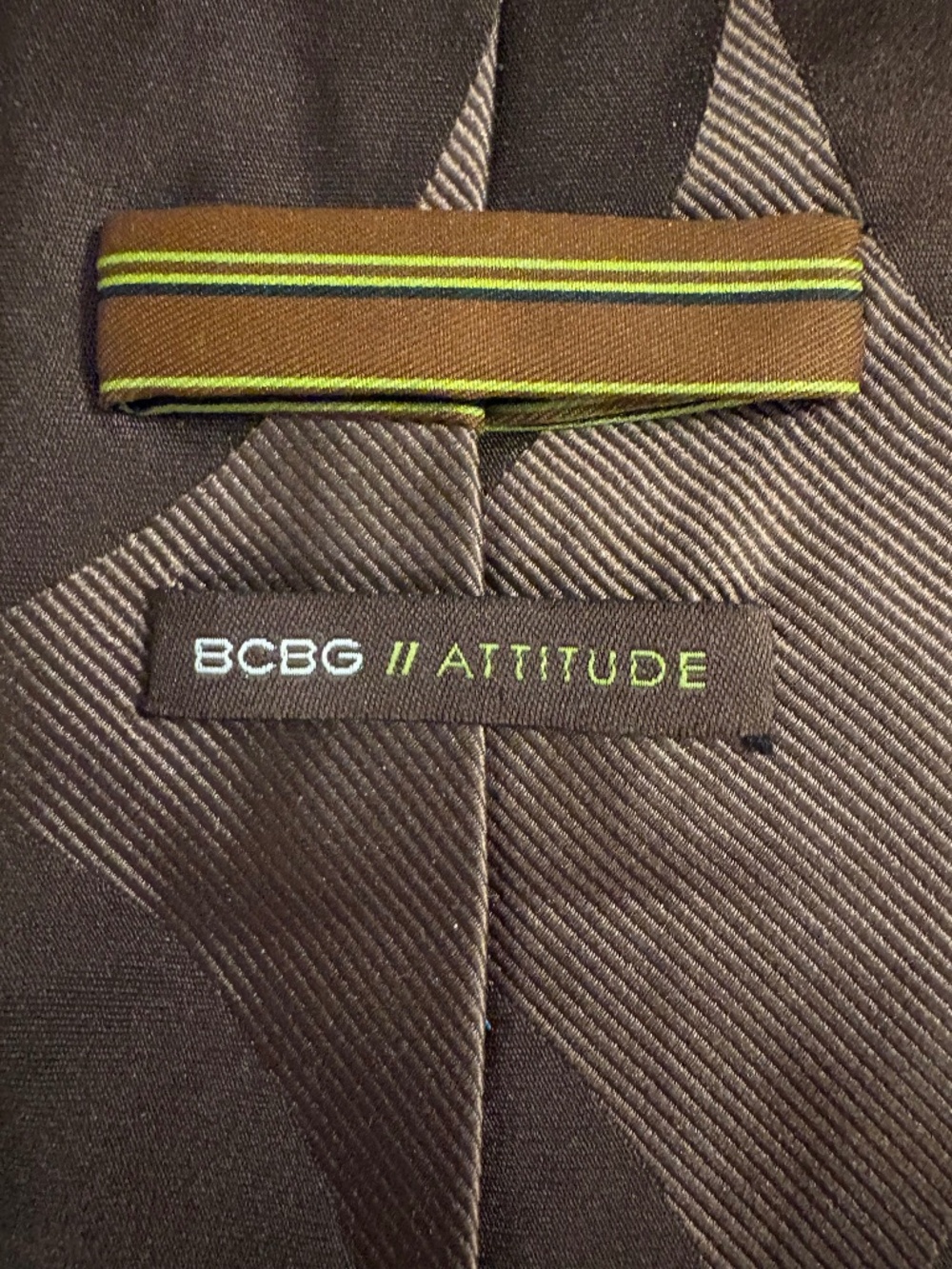 BCBG Attitude 100% Silk Geometric Retro Patterned Necktie Brown